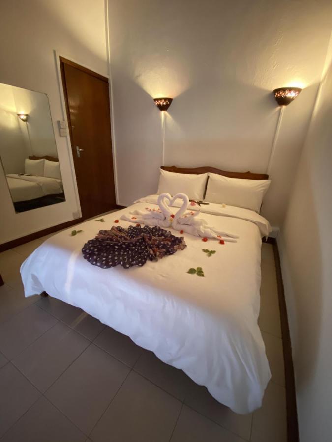 Cosi Holiday Mont-Choisy Ngoại thất bức ảnh