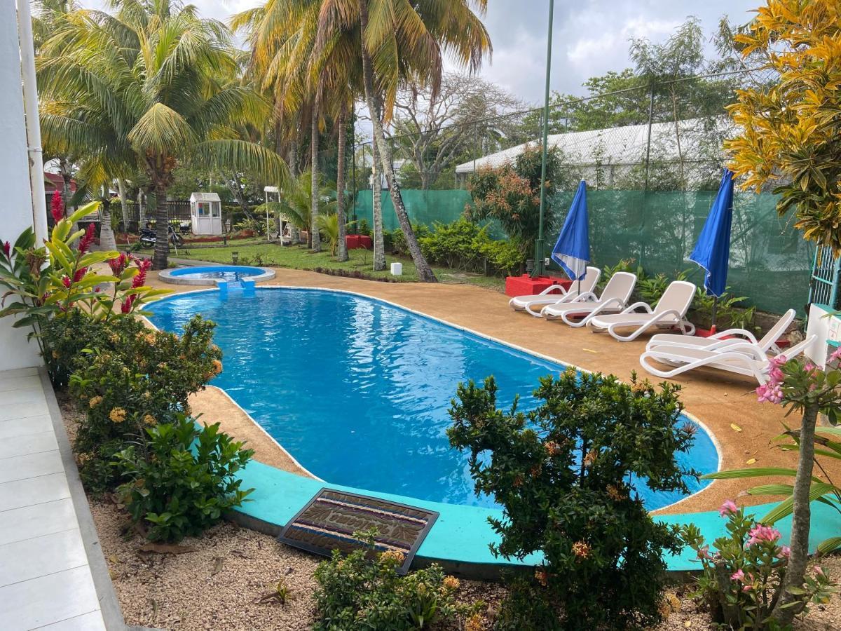 Cosi Holiday Mont-Choisy Ngoại thất bức ảnh