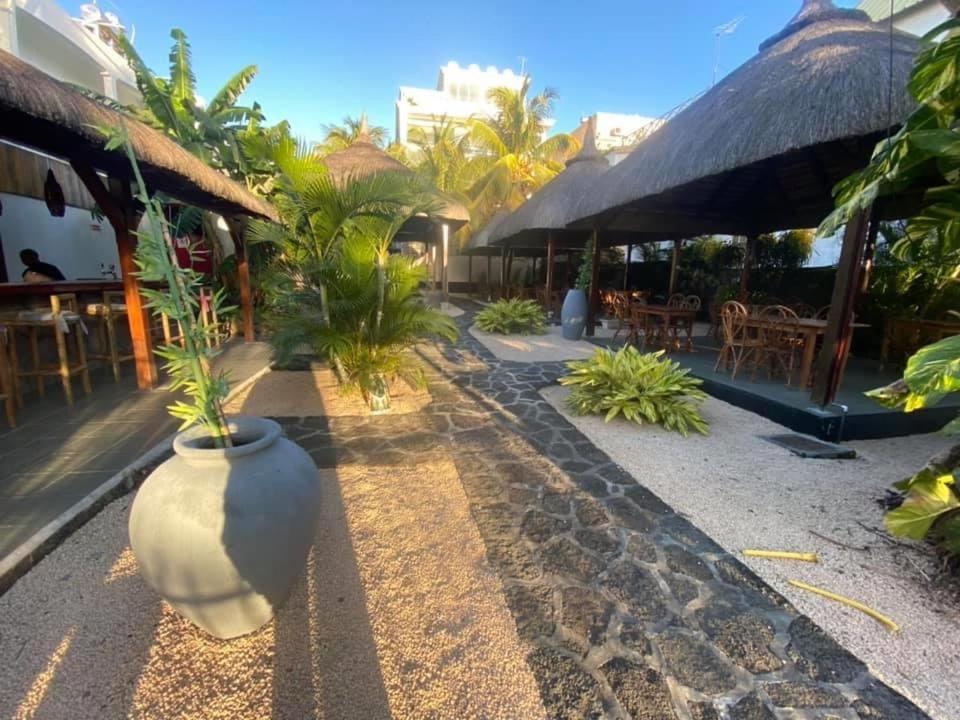 Cosi Holiday Mont-Choisy Ngoại thất bức ảnh