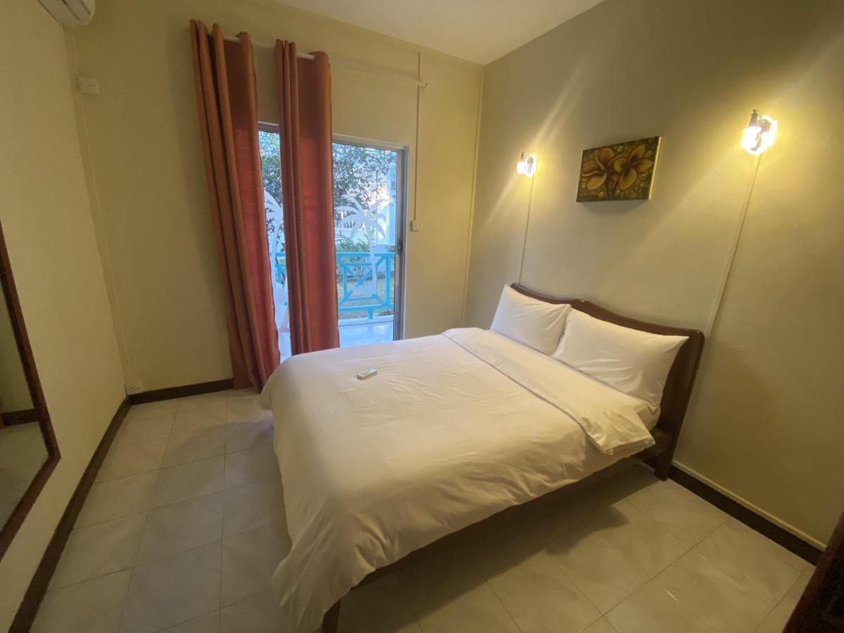 Cosi Holiday Mont-Choisy Ngoại thất bức ảnh