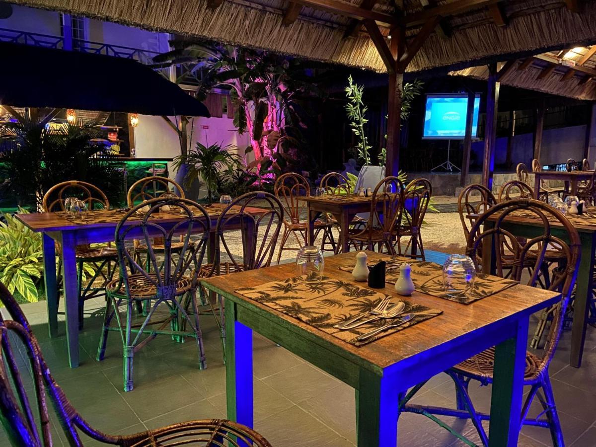 Cosi Holiday Mont-Choisy Ngoại thất bức ảnh